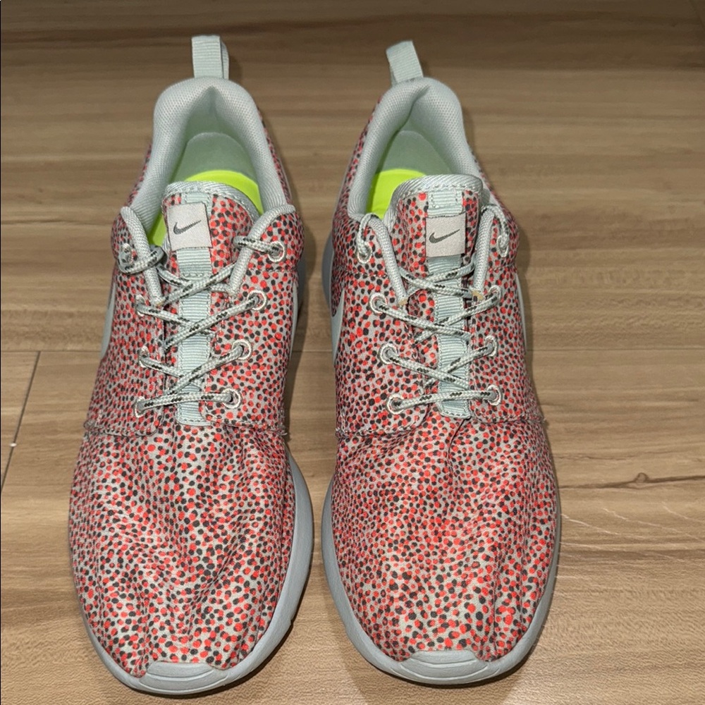 Nike Womens Roshe One Orange Grey Running Shoes Sneakers Size 7